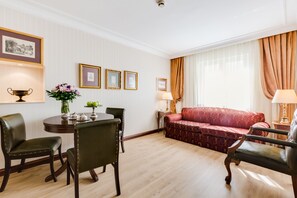 Suite – president, 1 kingsize-seng, badstue | Oppholdsområde | LCD-TV