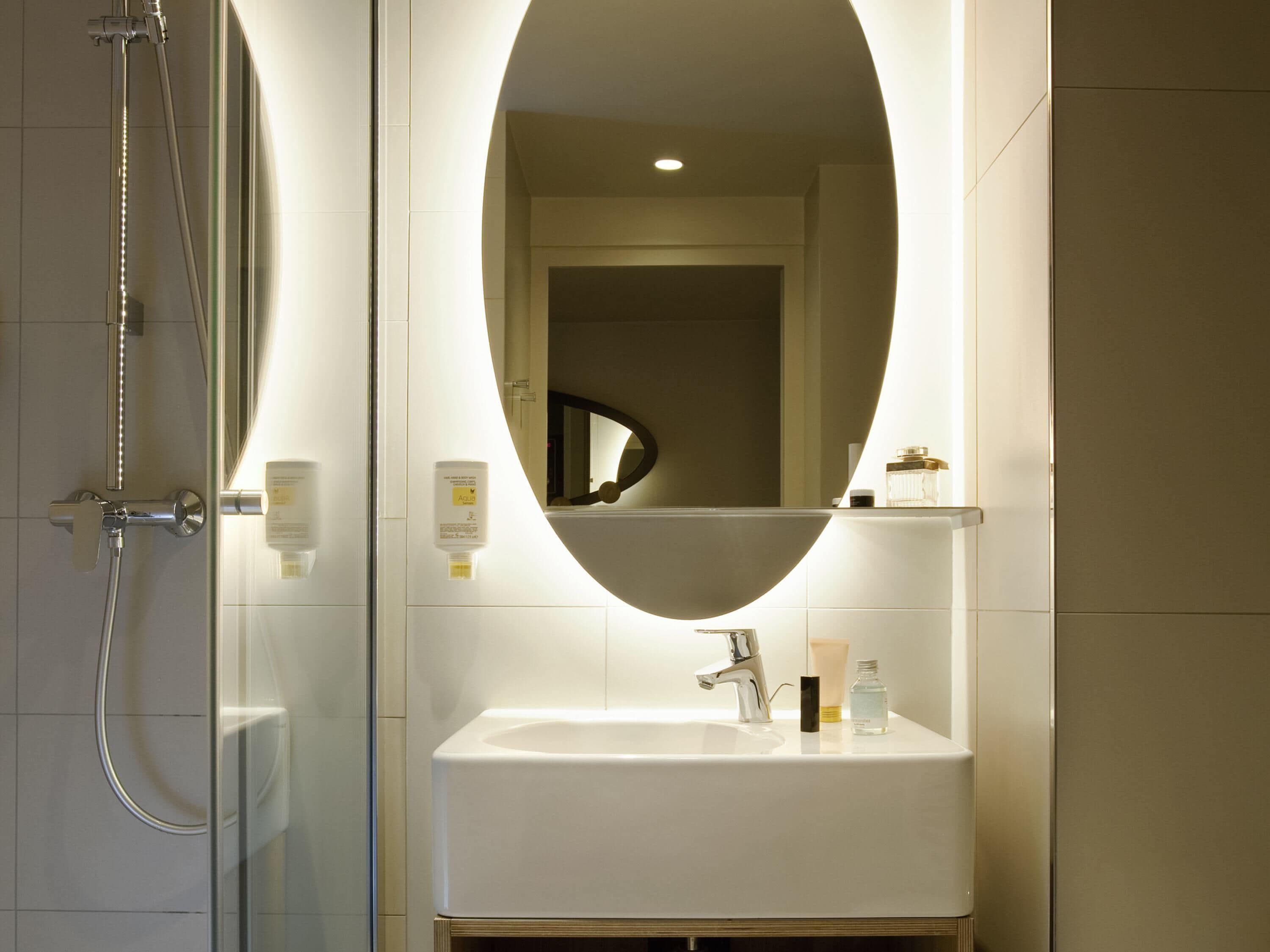 1 bedroom, hypo-allergenic bedding, in-room safe, desk