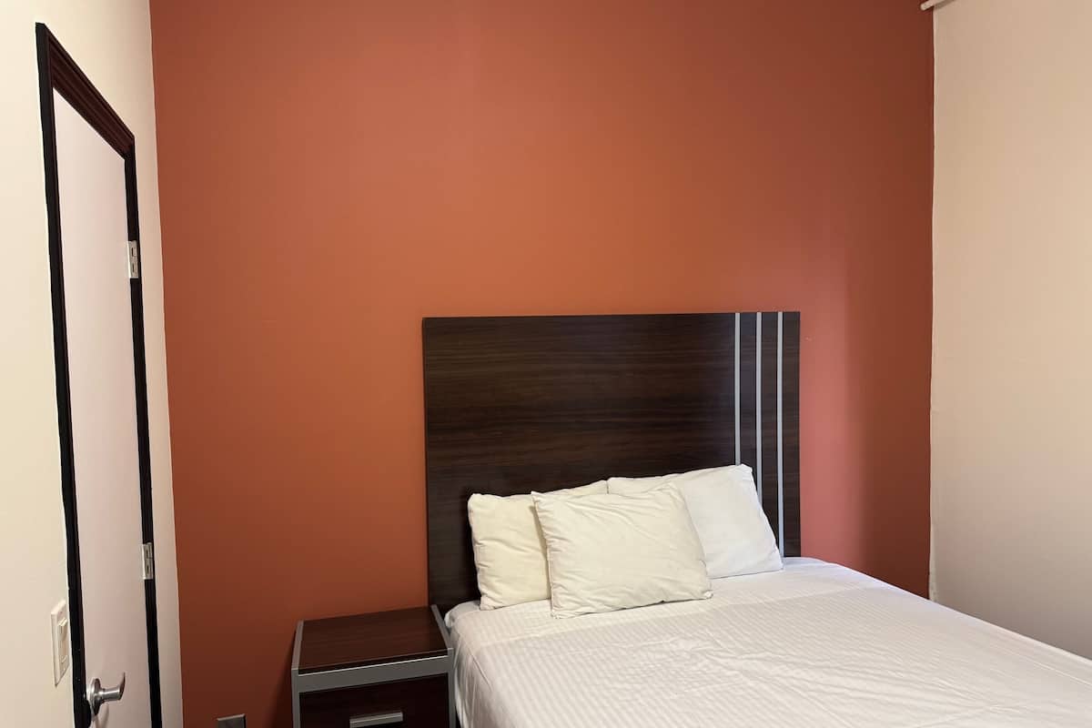 Sengetøy av topp kvalitet, wi-fi (inkludert) og sengetøy