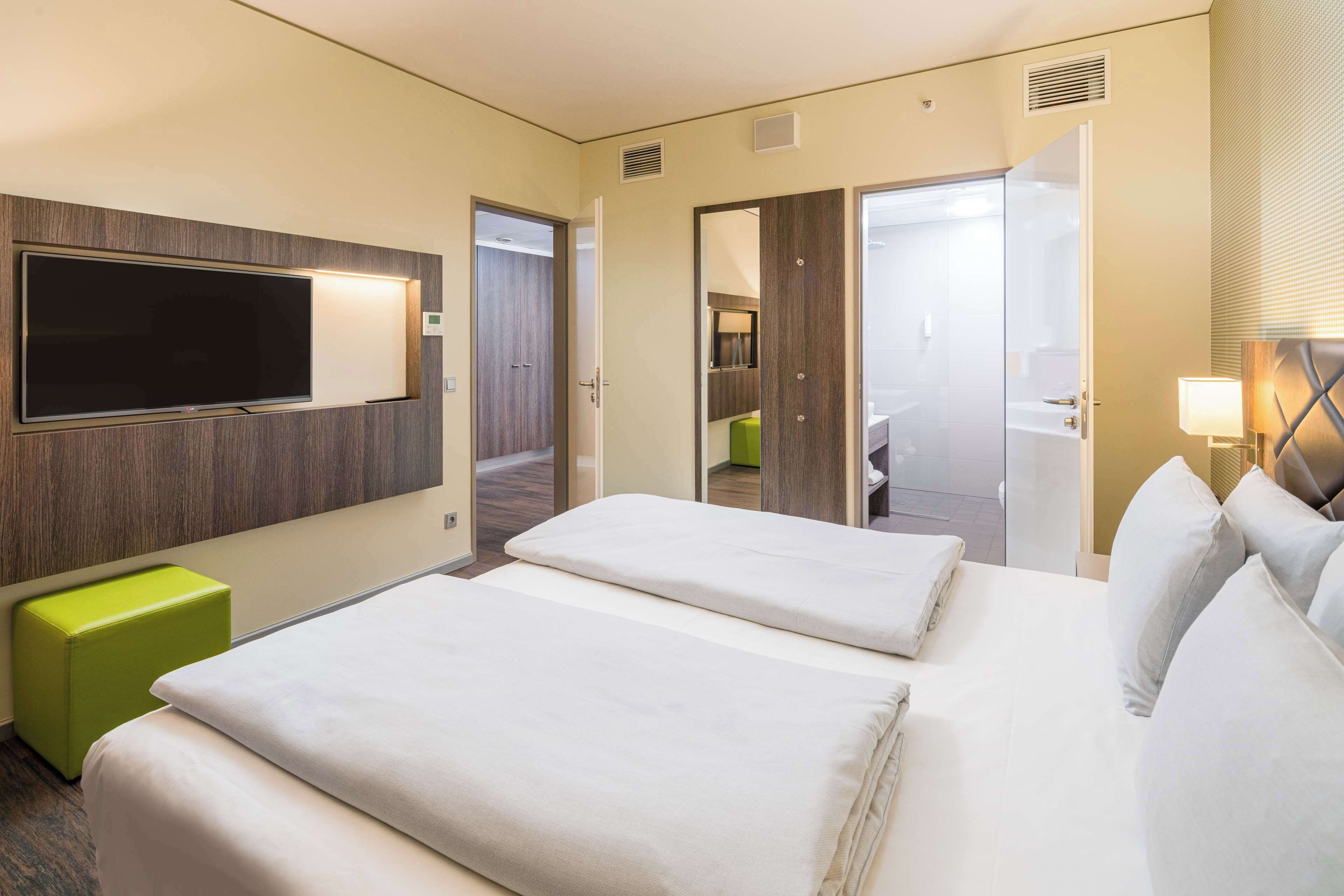 superior apartment, 1 king bed (cozy sitting corner) | 1 bedroom, premium bedding, in-room safe, desk