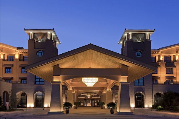 Front of property – evening/night