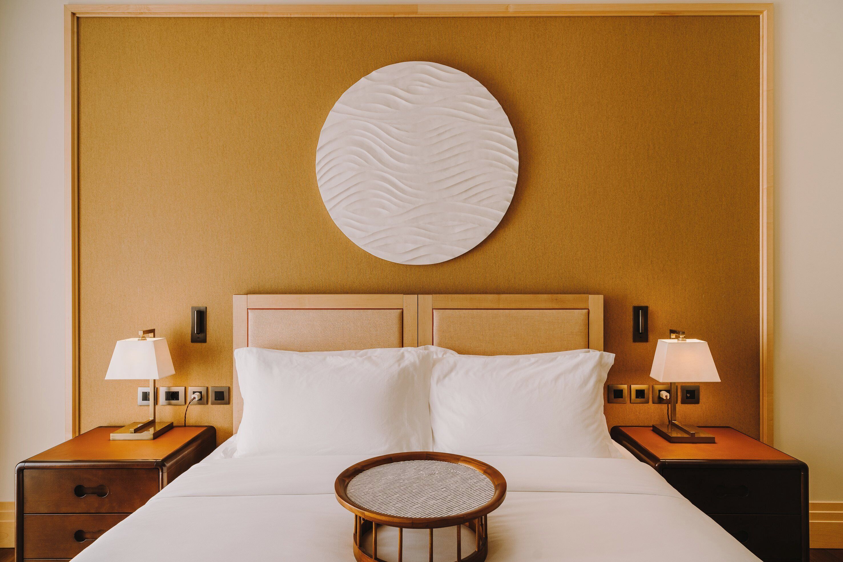Classic Room, 1 King Bed | Premium bedding, down comforters, memory foam beds, minibar