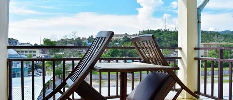 Grand Deluxe Room | Terrace/patio