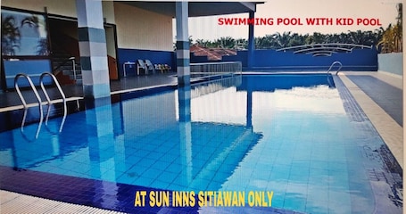 Pool. Sun Inns Hotel Cheras