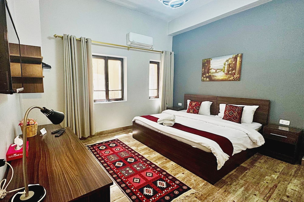 The Sydney Hotel
