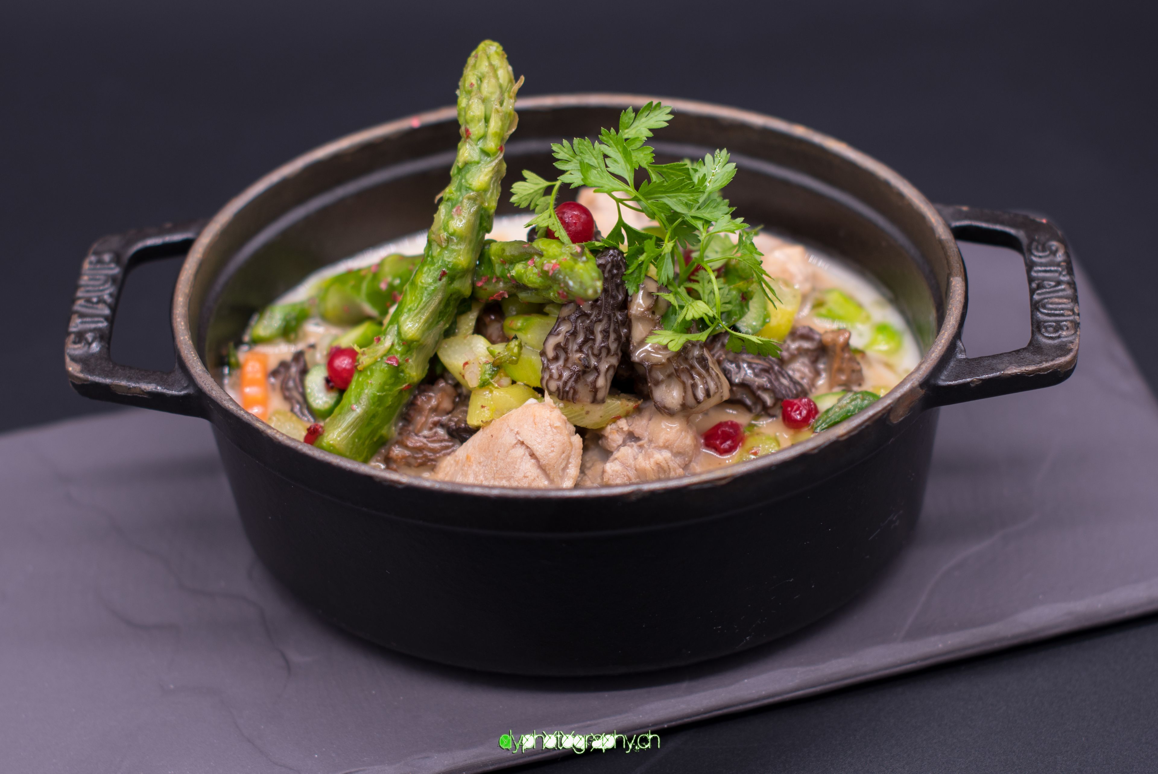 lunch and dinner served