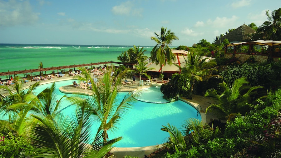 Leopard Beach Resort & Spa
