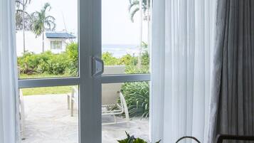 Deluxe-Zimmer, Terrasse | Ausblick vom Zimmer