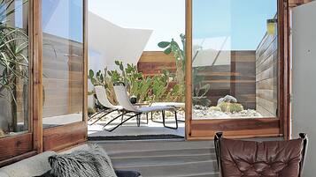 Chambre (HIDEAWAY) | Coin séjour | Télévision LCD, lecteur de DVD, station d'accueil iPod