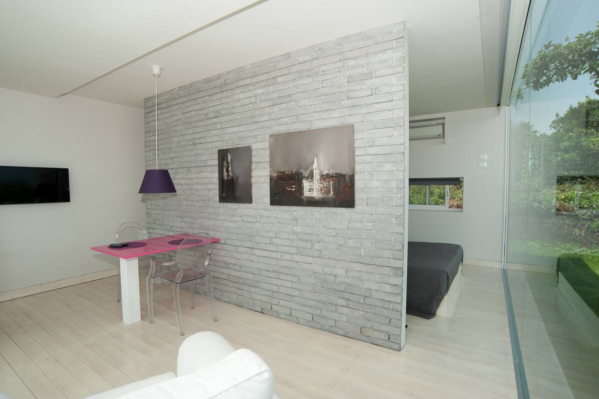 Superior Apartment (Etna view) | Living room
