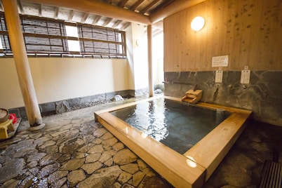 Nogamihonkan Ryokan