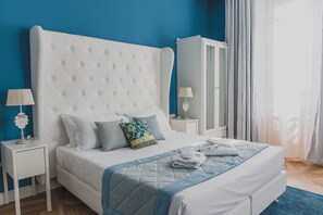 Deluxe Triple Room | Minibar, blackout curtains, free WiFi, bed sheets - La Residenza di Michelangelo (Florence)