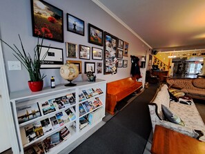 Fireplace - Auberge Jeunesse LouLou's Backpacker Hostel (Levis)