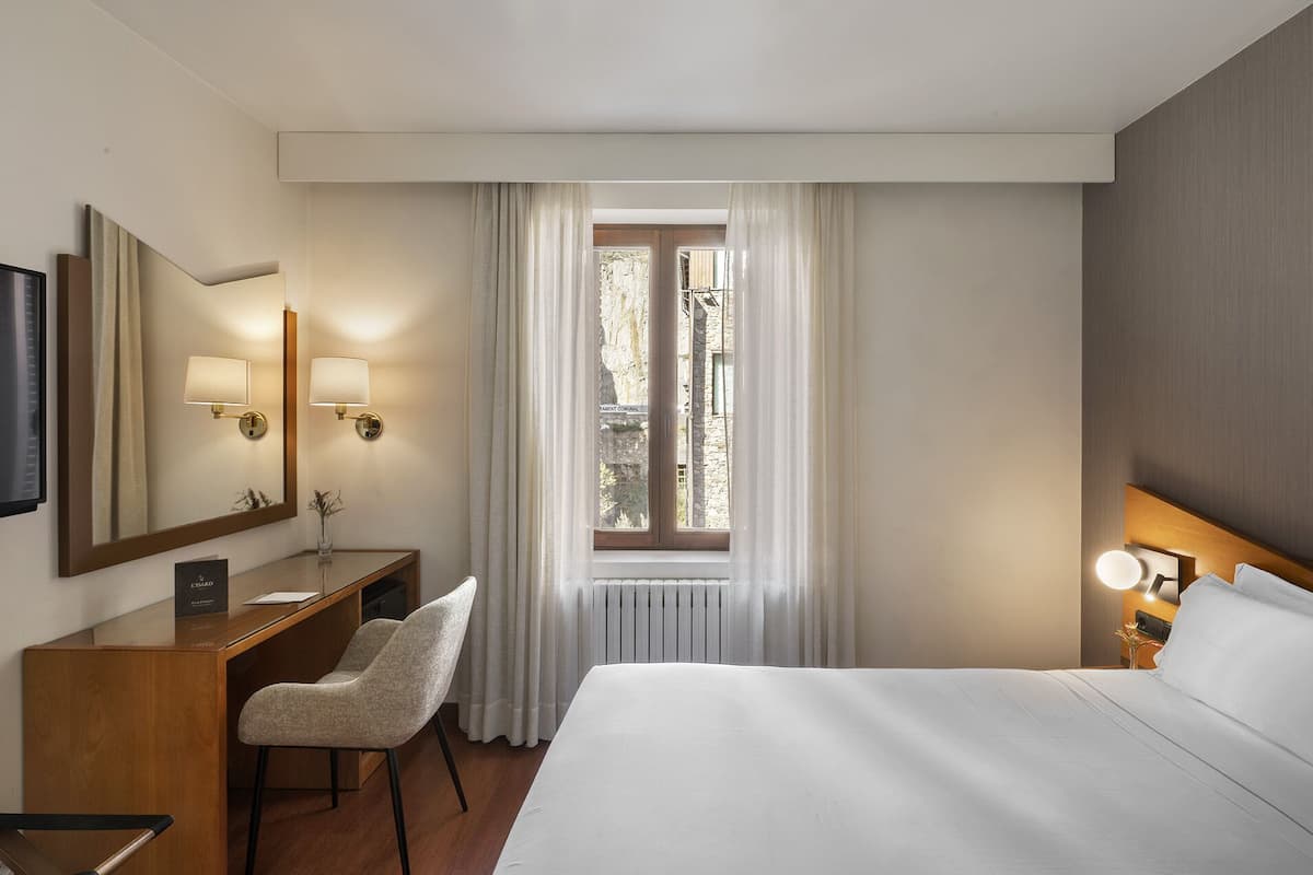 double room | premium bedding, down duvets, memory-foam beds, minibar