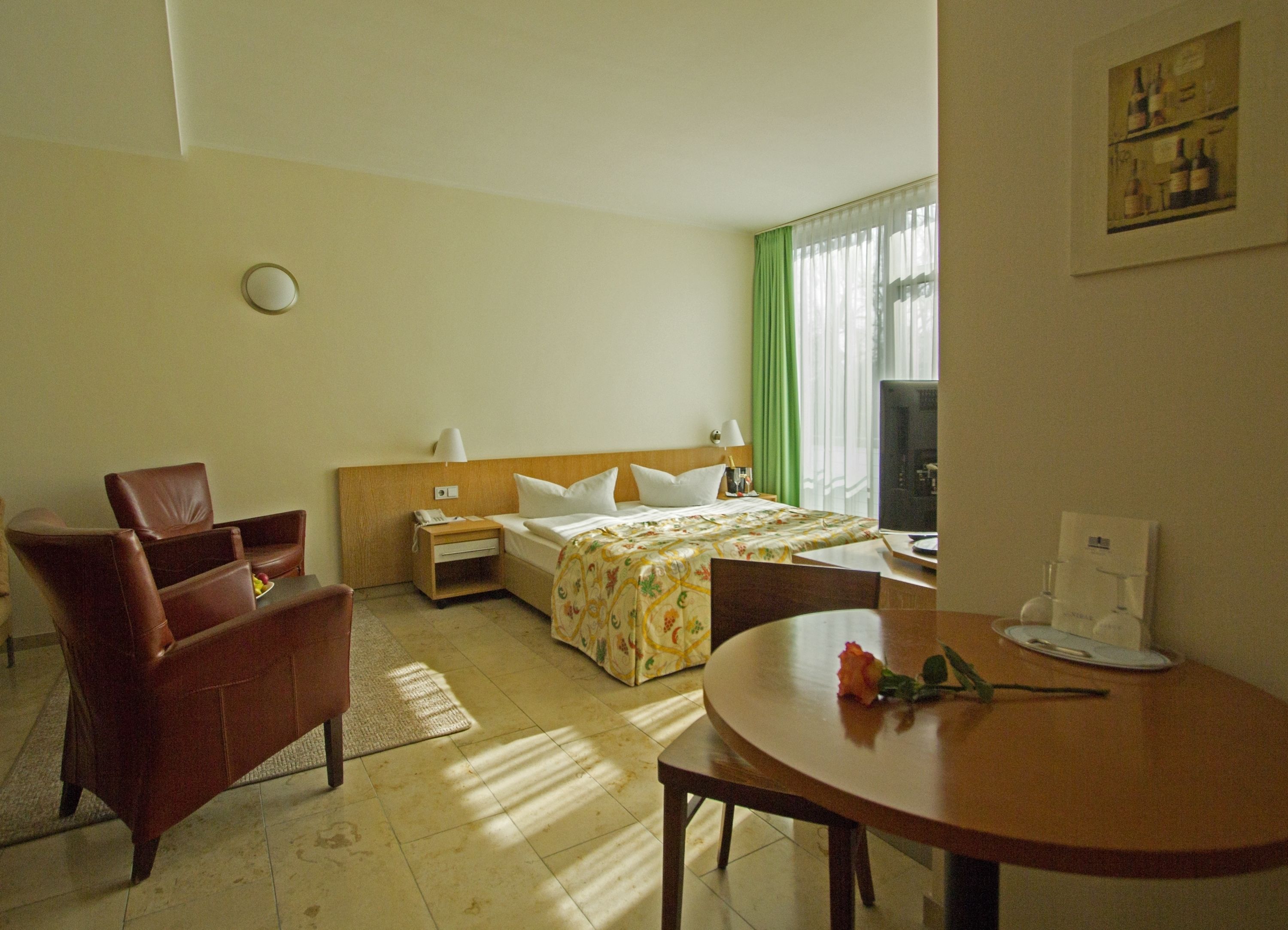 32-inch lcd tv with cable channels