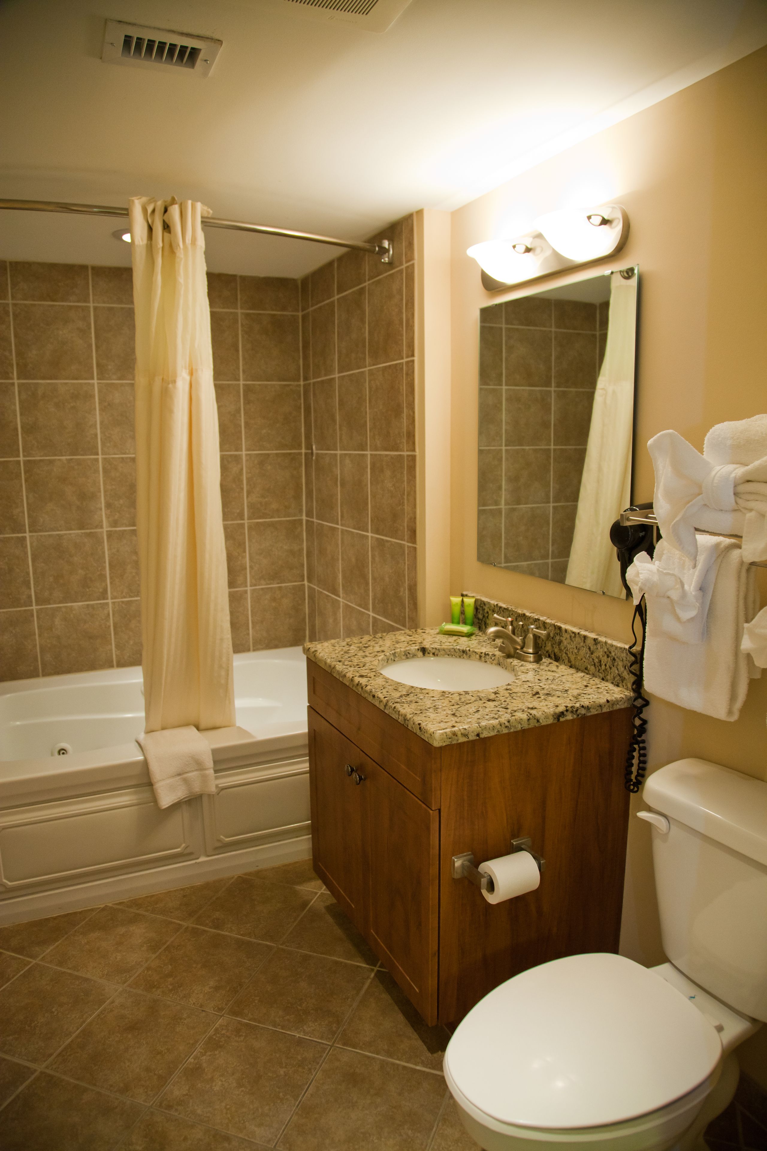 standard condo, 1 bedroom, oceanfront | private spa tub