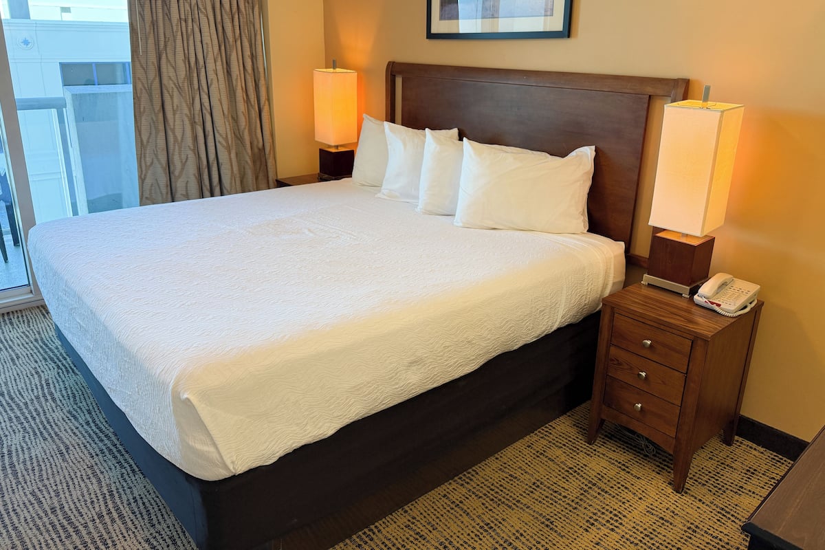 Standard-studiolejlighed | Strygejern/strygebræt, gratis baby-/barnesenge, sengetøj