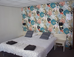 Family Room, Multiple Beds | Free WiFi, bed sheets