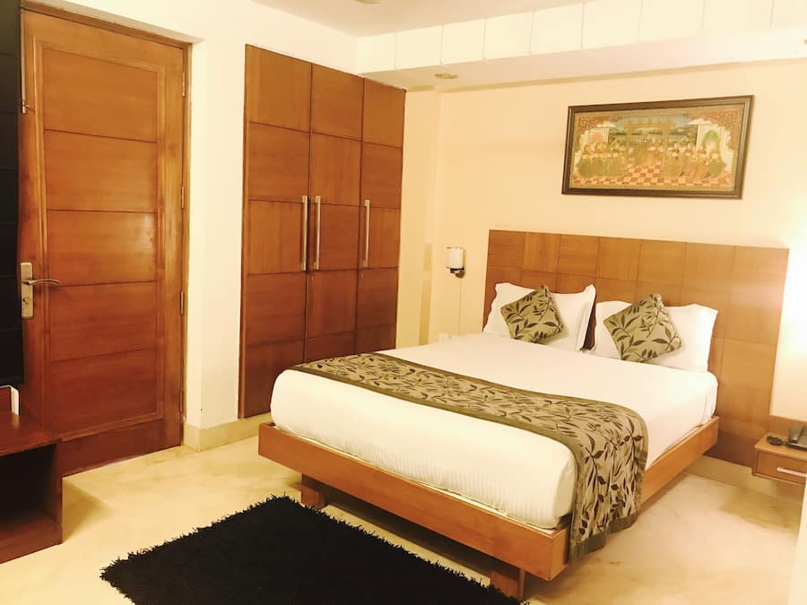 Luxury Room | Premium bedding, minibar, in-room safe, desk