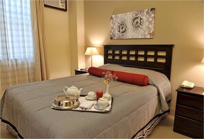 Deluxe Double Room, 1 King Bed | Rollaway beds - LP Los Portales Chiclayo (Chiclayo)