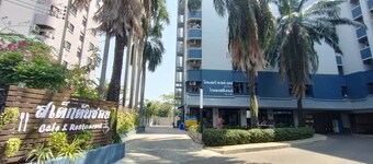 Komol Residence Bangkok