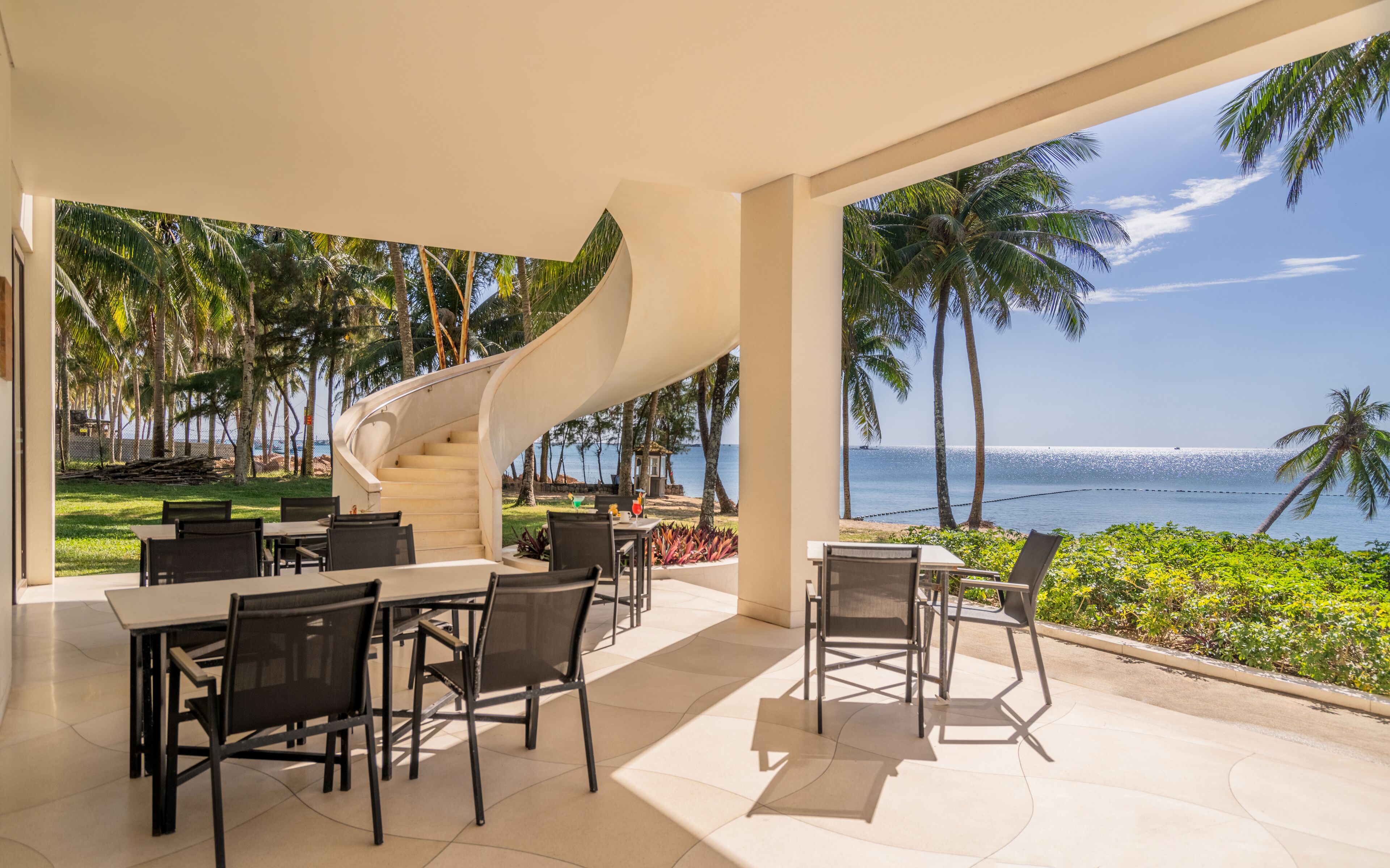 breakfast, lunch, dinner served; beach views