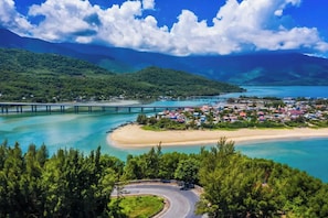 Front of property - Lang Co Beach Resort (Phu Loc)