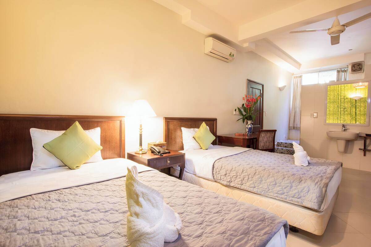 1 bedroom, in-room safe, individually decorated, individually furnished