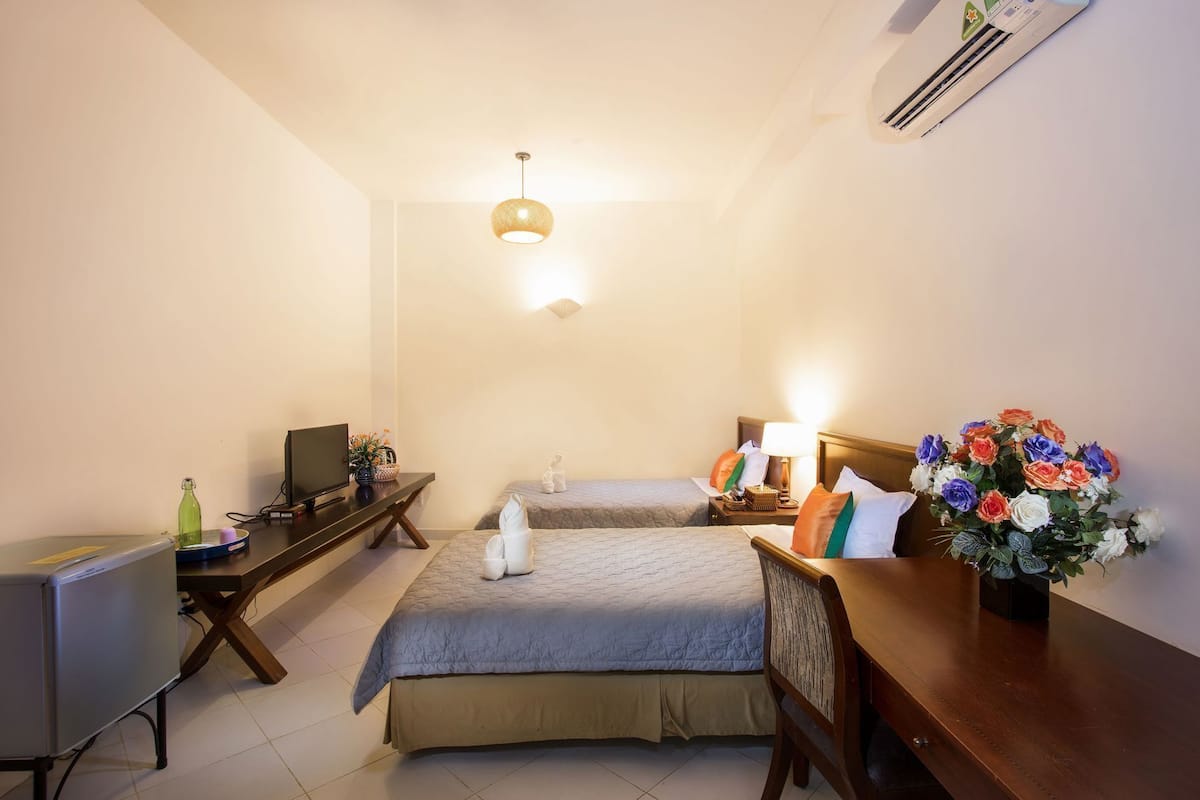 Caja de seguridad en la habitación y decoración personalizada