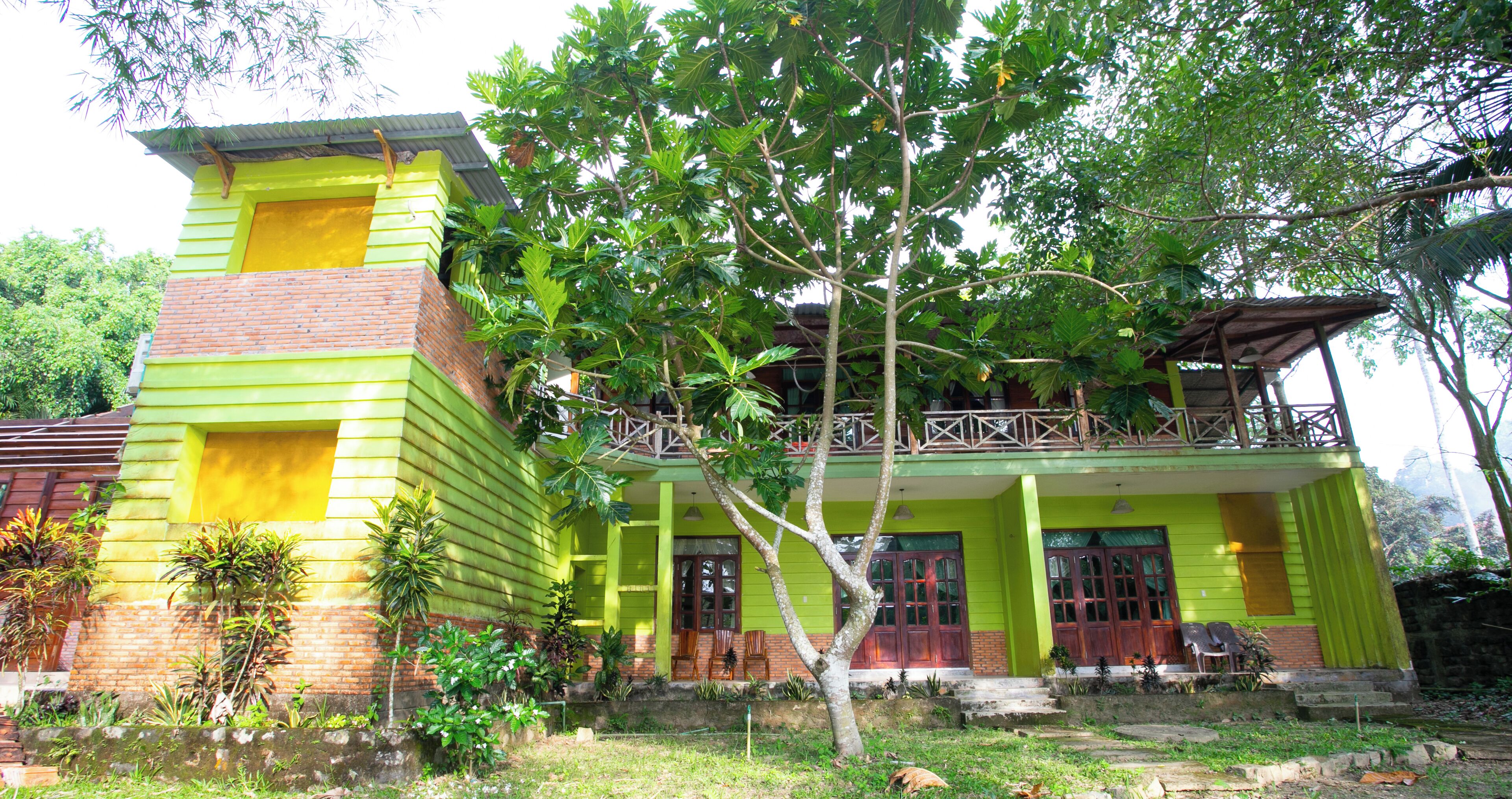 villa riverview 2 | 1 bedroom, in-room safe, individually decorated, individually furnished