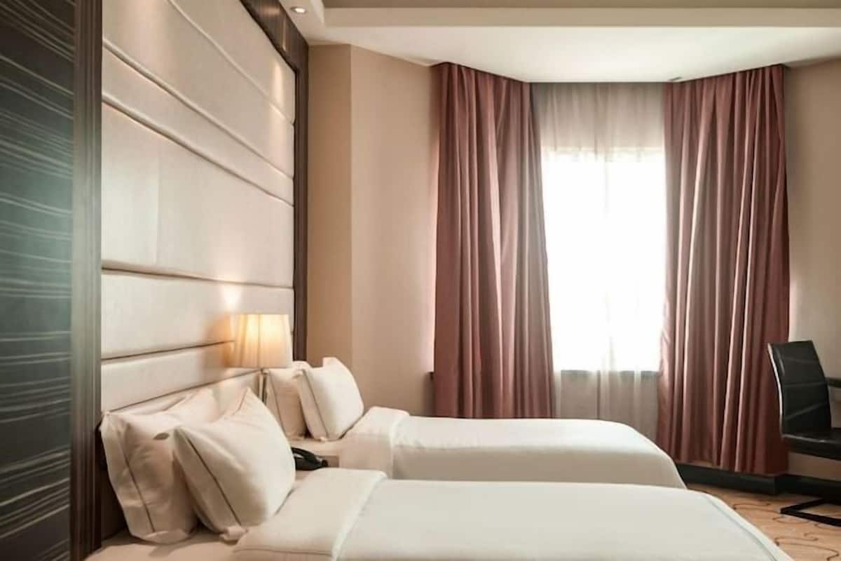 1 bedroom, free minibar, in-room safe, desk