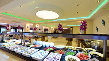 2 restaurants, breakfast, lunch, dinner served; Turkish cuisine