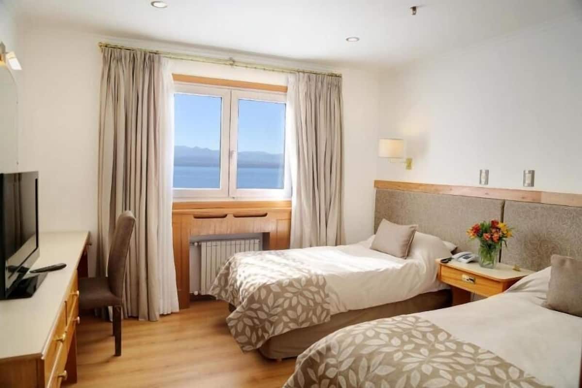 In-room safe, free cribs/infant beds, free WiFi