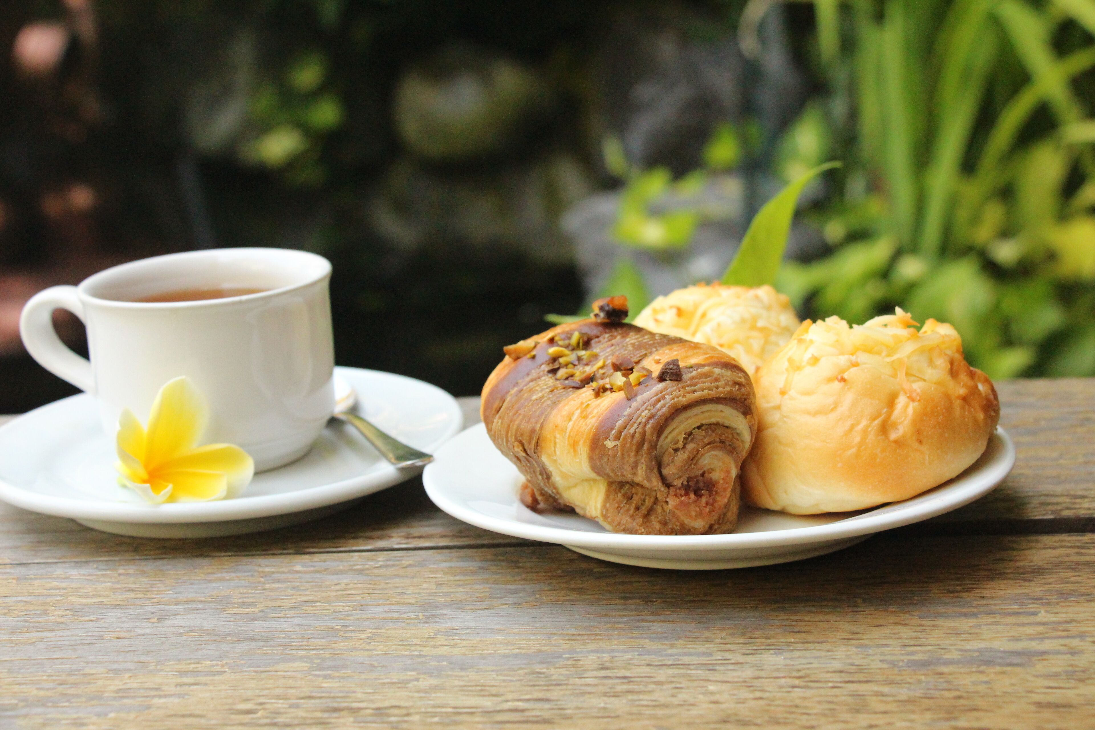 daily cooked-to-order breakfast (idr 181500 per person)
