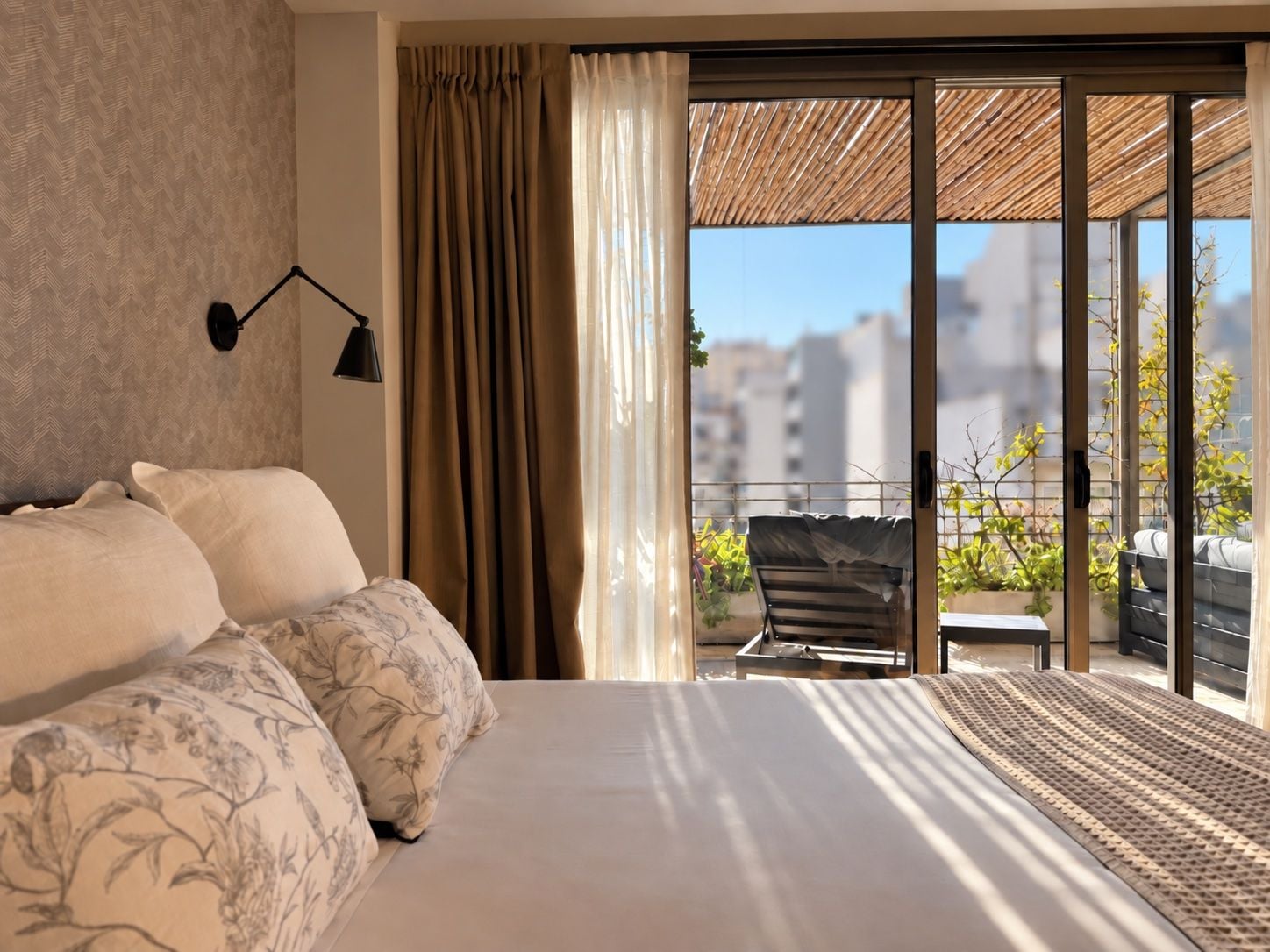 Deluxe Suite, 1 Bedroom, Terrace | Premium bedding, down comforters, pillowtop beds, minibar