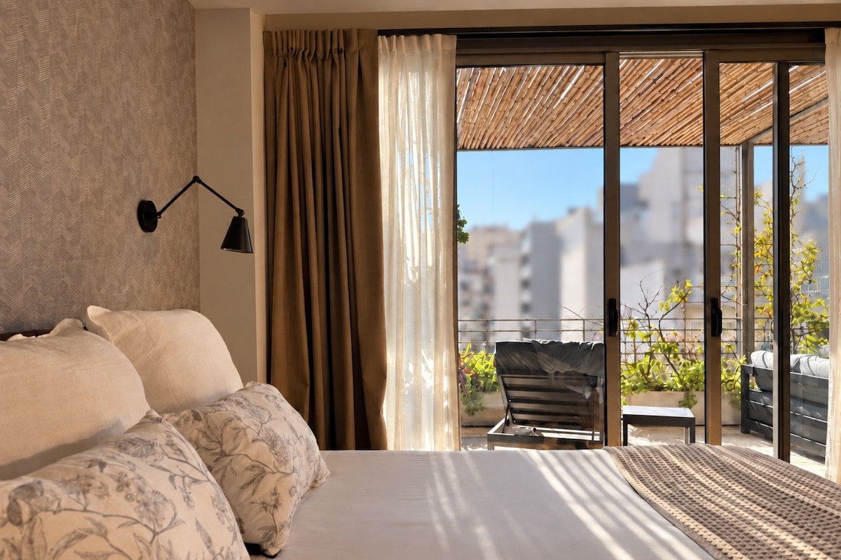 Suite – deluxe, 1 soverom, terrasse | Sengetøy av topp kvalitet, dundyner, senger med overmadrass og minibar