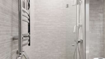 Standard Room, 2 Single Beds, Non Smoking | Bathroom