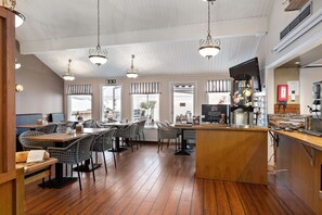 รวมอาหารเช้าแบบบุฟเฟ่ต์