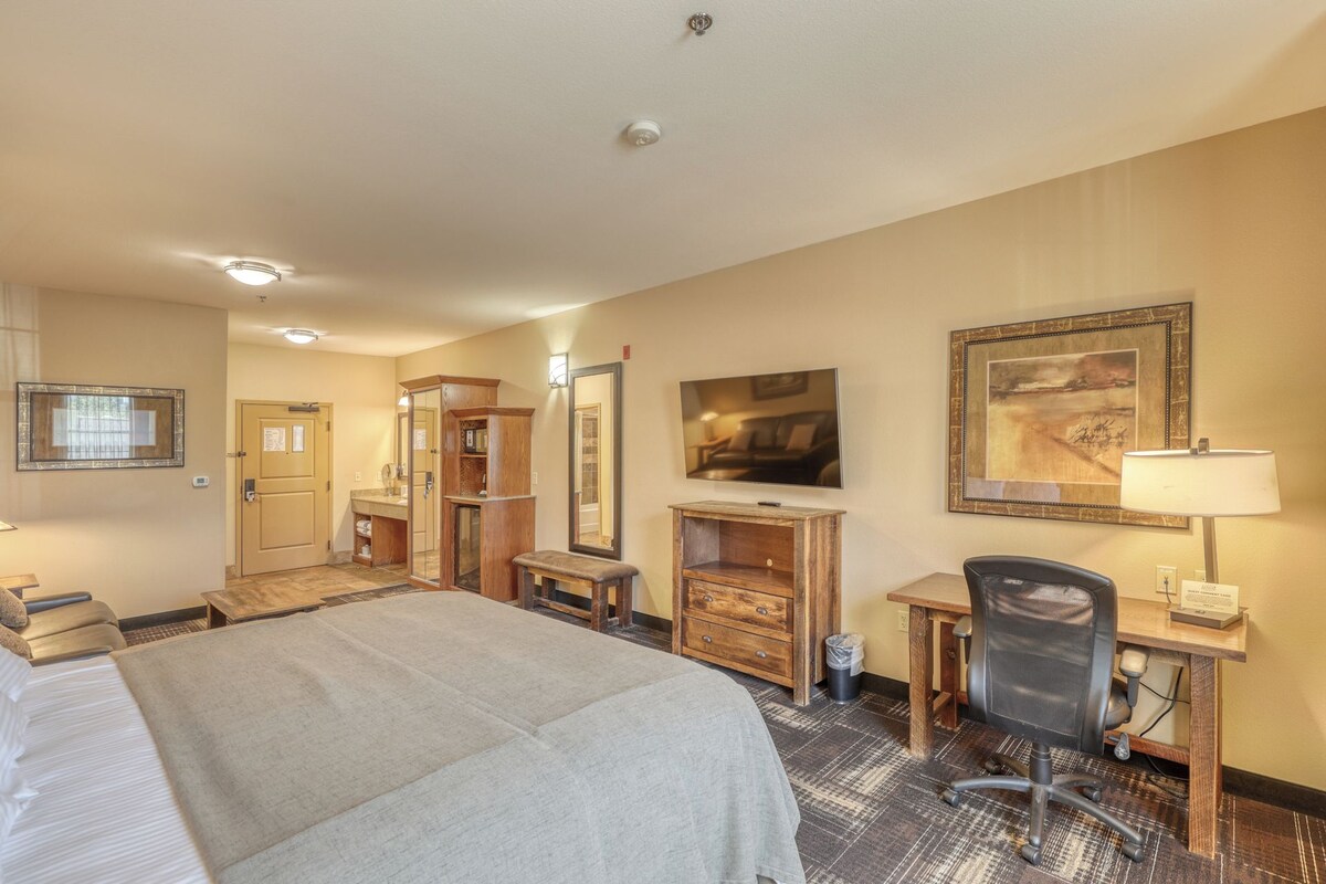 Suite Affaires, 1 très grand lit (King Business Suite)