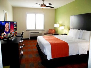 Chambre Simple Standard | Bureau, fer et planche à repasser, lits bébé (gratuits)