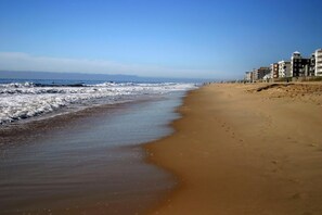 On the beach - Seabonay Oceanfront Motel (Ocean City)