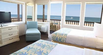 Seabonay Oceanfront Motel