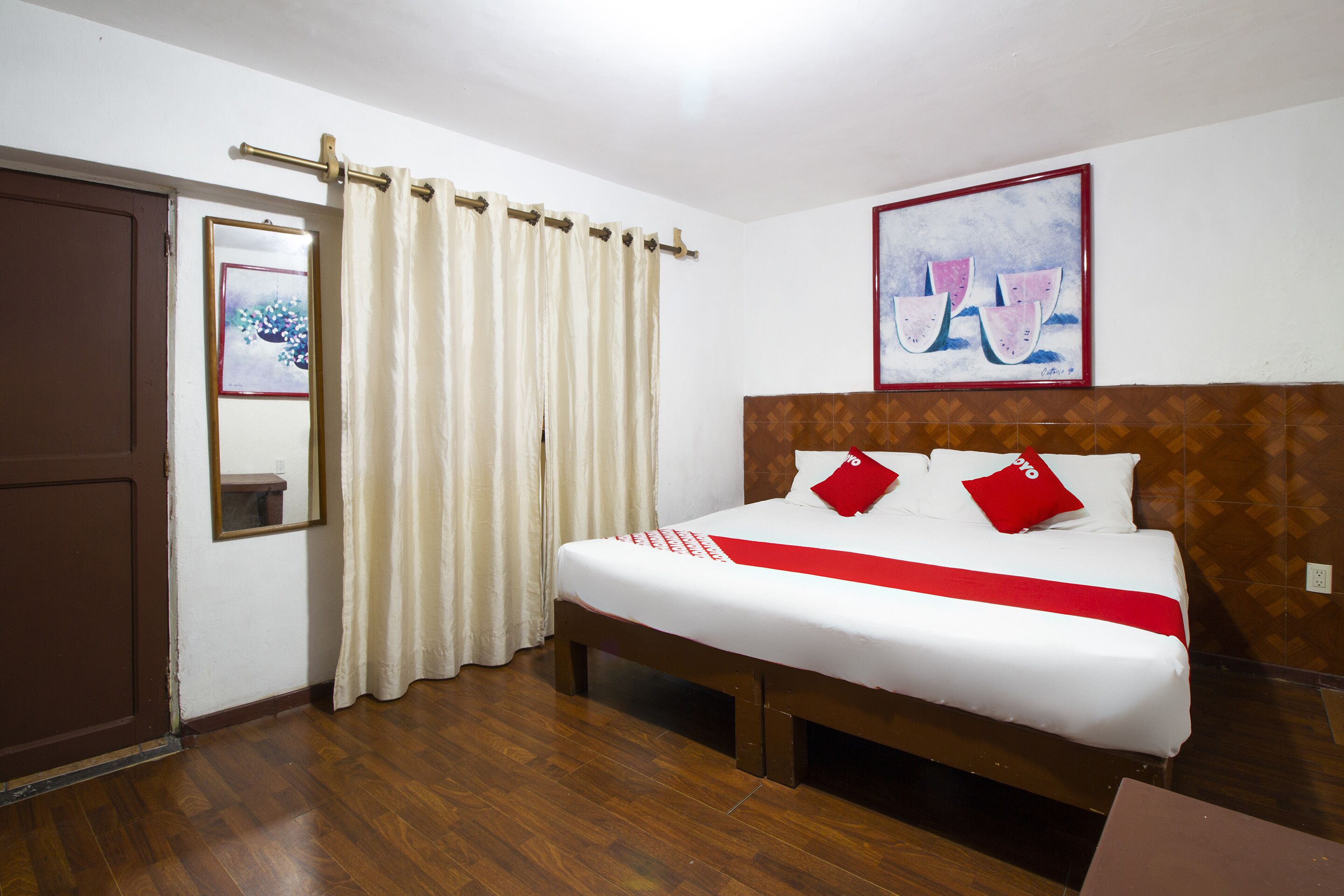 Superior Room | Iron/ironing board, free WiFi