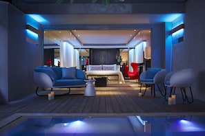 Suíte luxo (Plunge Pool) | 2 quartos, roupas de cama premium, frigobar, cofres nos quartos