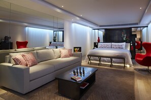 Premium bedding, minibar, in-room safe, desk - Double-Six Luxury Hotel (Seminyak)