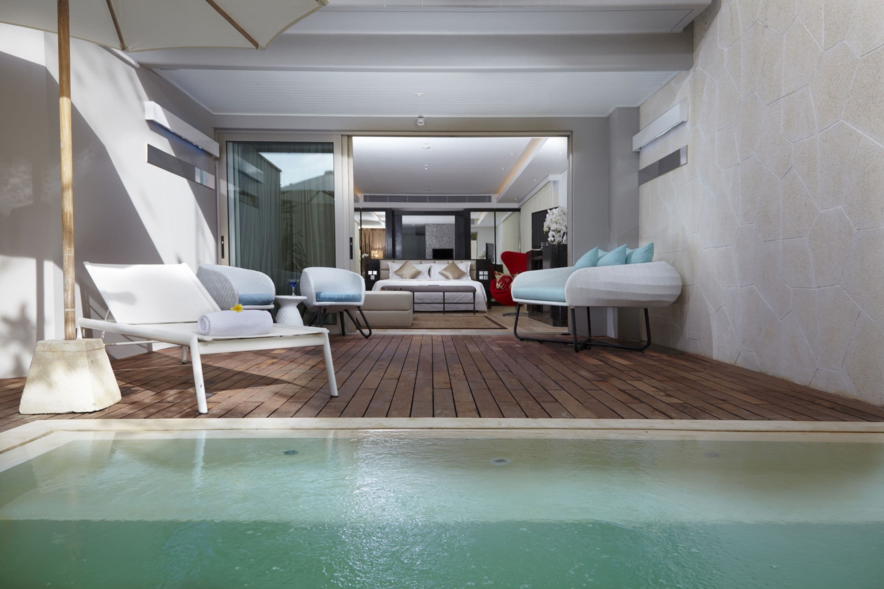 deluxe suite plunge pool | 2 bedrooms, premium bedding, minibar, in-room safe