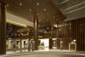 Interior entrance - Double-Six Luxury Hotel (Seminyak)