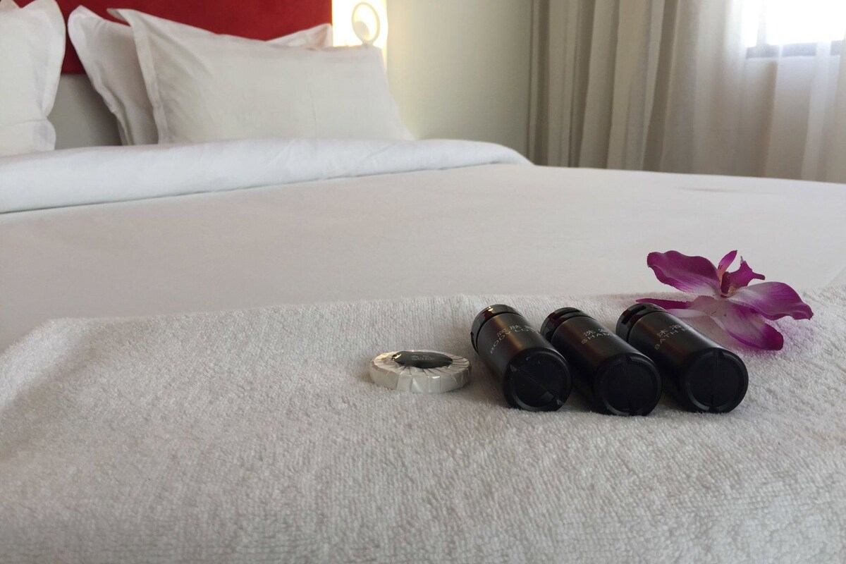 In-room safe, desk, iron/ironing board, WiFi (free)