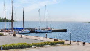 Uklassifisert bilde, 2 av 35, knapp