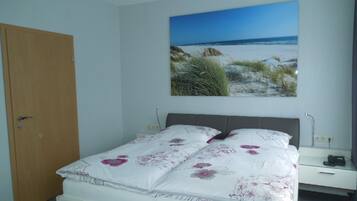 Double Room | Premium bedding, minibar, individually furnished, desk